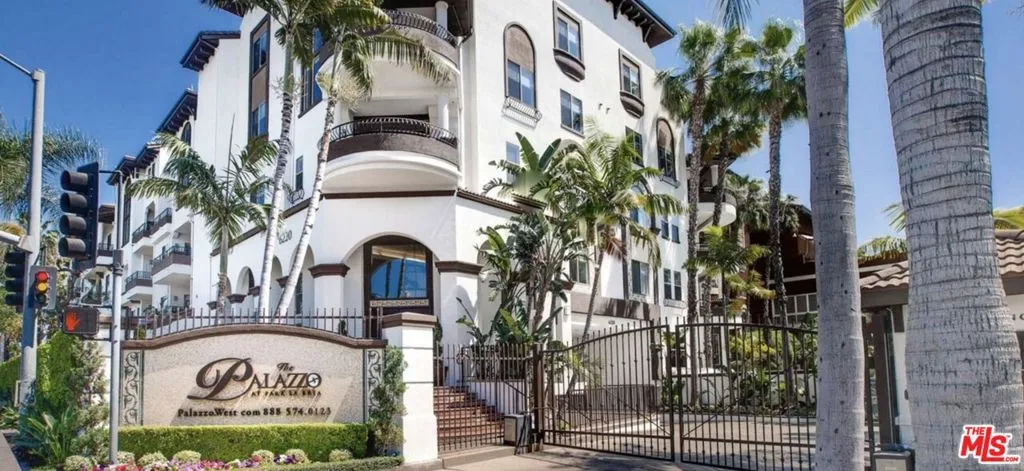 6220 W 3rd Street 414, Los Angeles, California 90036