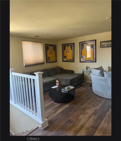 16052 Columbus, North Hills, California 91343