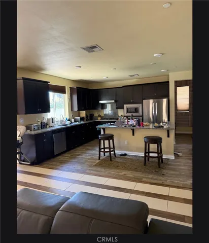 16052 Columbus, North Hills, California 91343