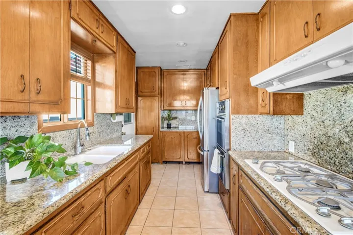426 E 219th, Carson, California 90745