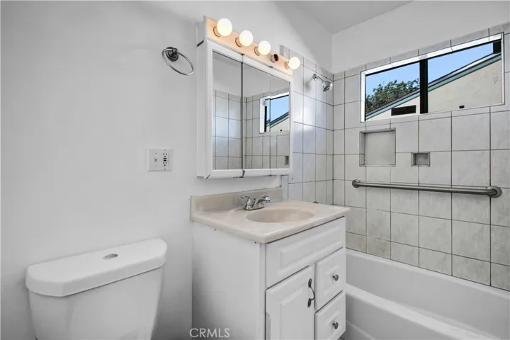 426 E 219th, Carson, California 90745