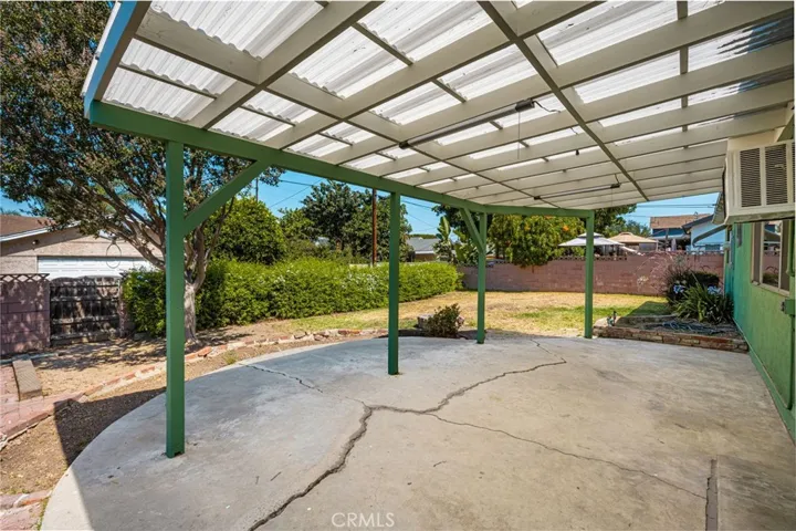 covered patio