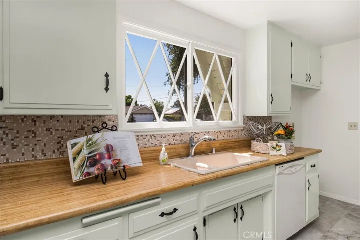 713 Moonbeam, Placentia, California 92870