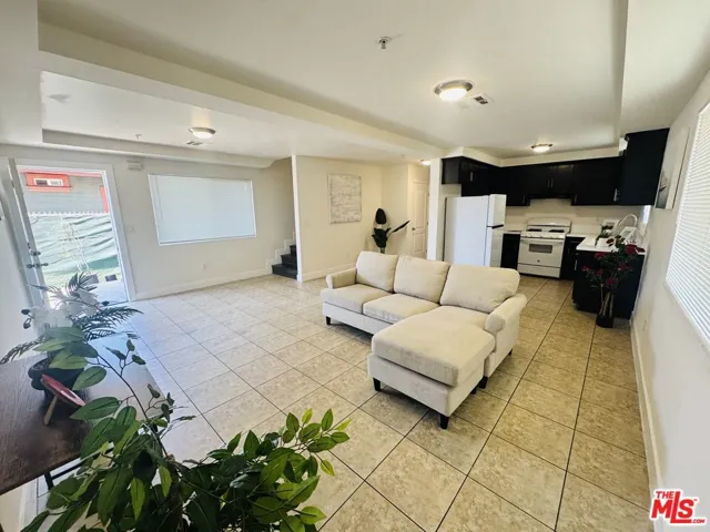 601 W 84th Street, Los Angeles, California 90044