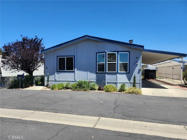 530 W Devonshire Avenue 23, Hemet, California 92543