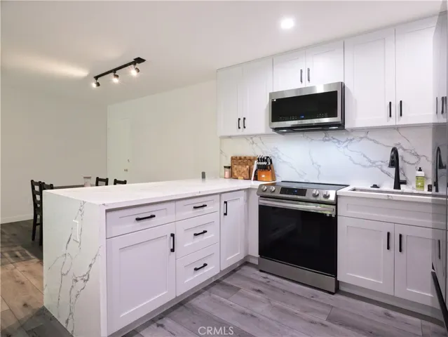 607 S Prospect, Redondo Beach, California 90277