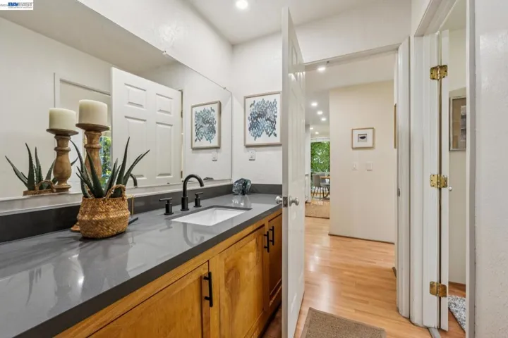 2700 Le Conte Ave 406, Berkeley, California 94709