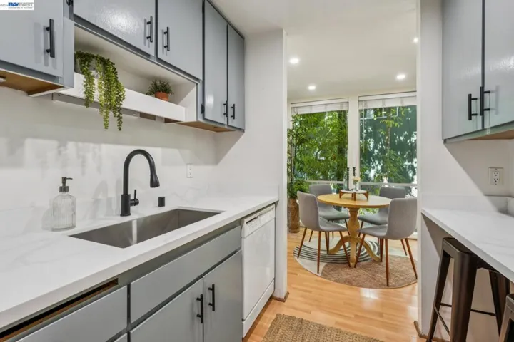 2700 Le Conte Ave 406, Berkeley, California 94709