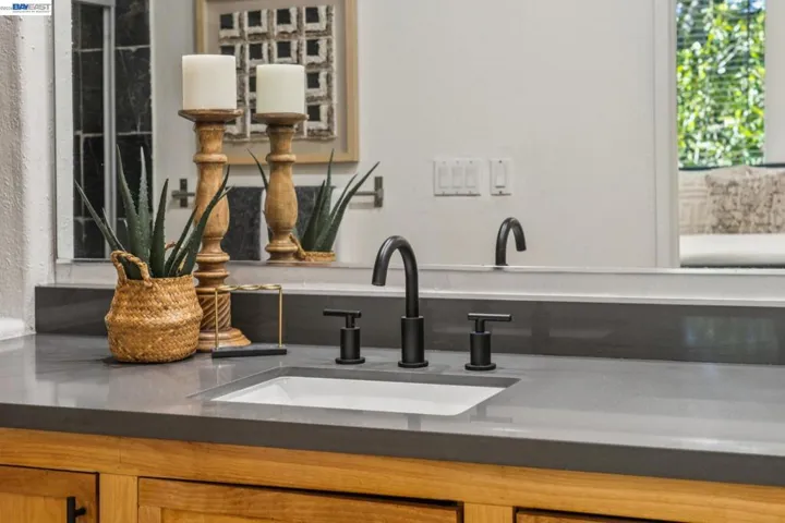 2700 Le Conte Ave 406, Berkeley, California 94709