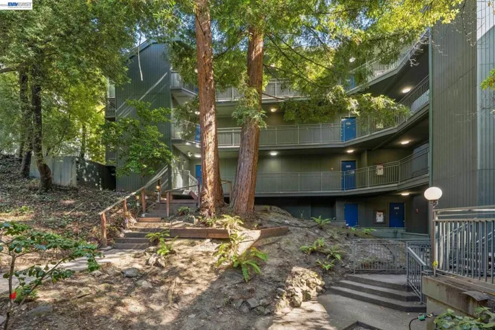 2700 Le Conte Ave 406, Berkeley, California 94709