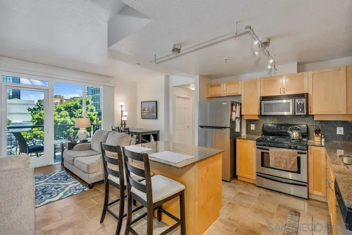 1240 India 317, San Diego, California 92101