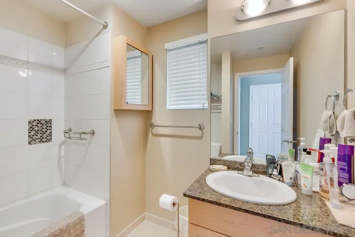 1240 India 317, San Diego, California 92101