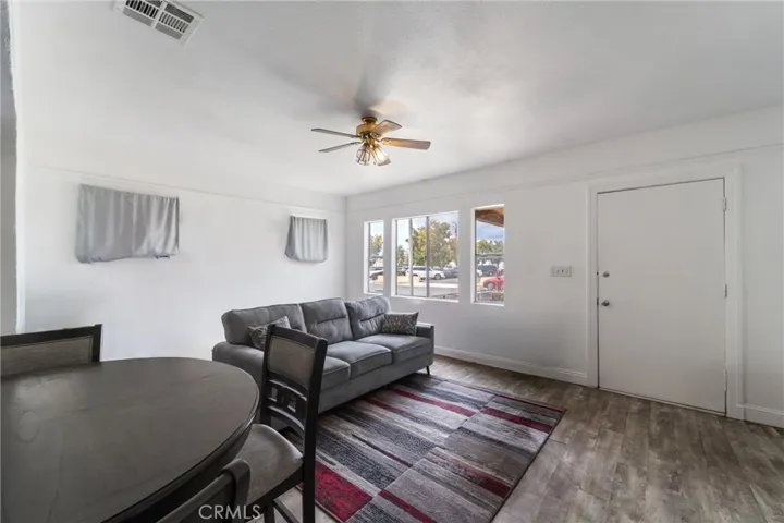 6032 Homewood, Buena Park, California 90621