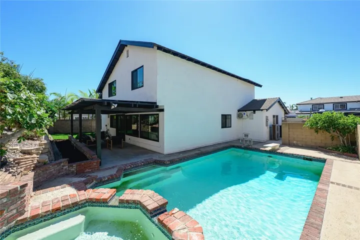 7666 E Paseo Laredo, Anaheim Hills, California 92808