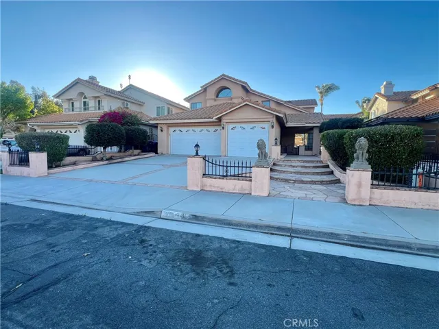 2909 Dorchester Circle, Corona, California 92879
