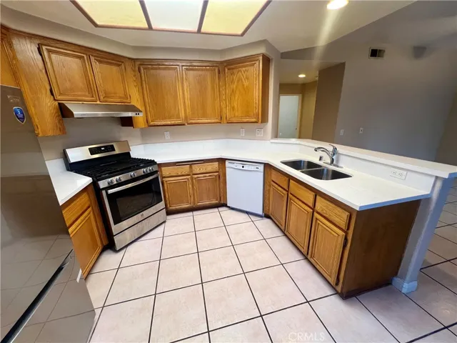 2909 Dorchester Circle, Corona, California 92879
