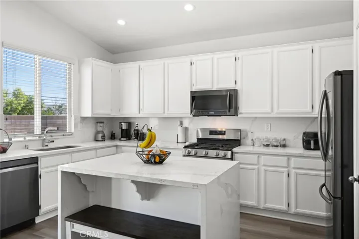 1601 W Norberry Street, Lancaster, California 93534