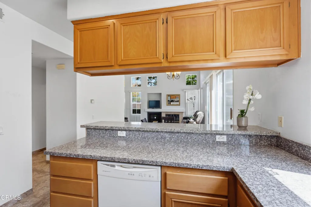 274 Potawatomi St MLS-18