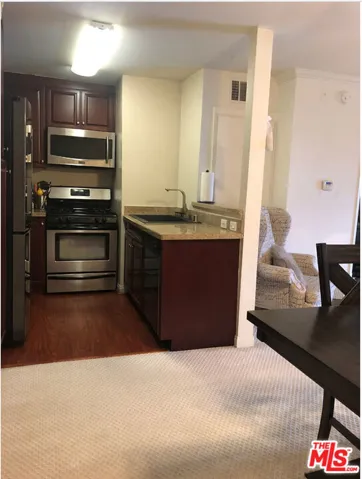 21400 Burbank Boulevard 223, Woodland Hills, California 91367