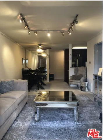 21400 Burbank Boulevard 223, Woodland Hills, California 91367