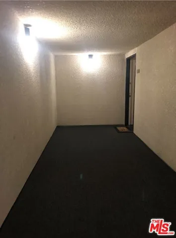 21400 Burbank Boulevard 223, Woodland Hills, California 91367