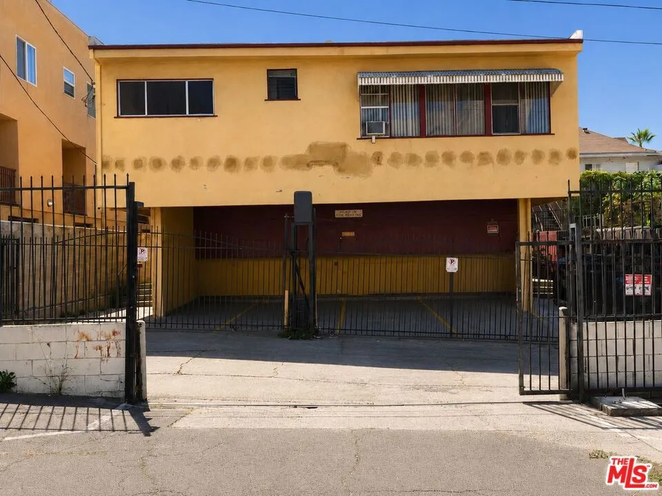 325 S Westlake Avenue, Los Angeles, California 90057 — photo 4