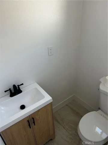 3RD ROOM BATHROOM 2