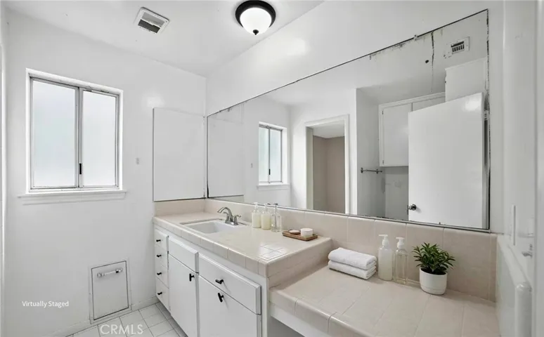 3105 Pepper Tree, San Bernardino, California 92404