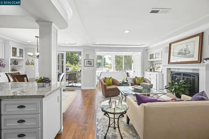3033 Golden Rain Rd 6, Walnut Creek, California 94595