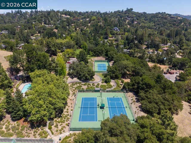 203 Village Gate Rd, Orinda, California 94563