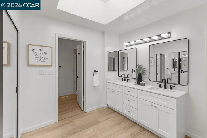 203 Village Gate Rd, Orinda, California 94563