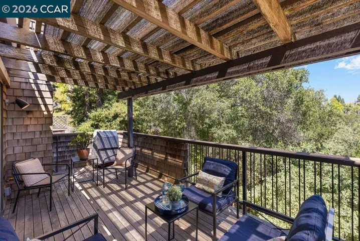 203 Village Gate Rd, Orinda, California 94563