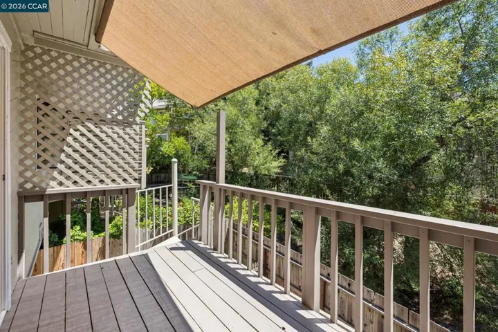 12 Heritage Oaks Rd, Pleasant Hill, California 94523