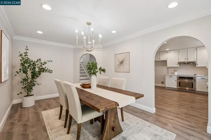 12 Heritage Oaks Rd, Pleasant Hill, California 94523