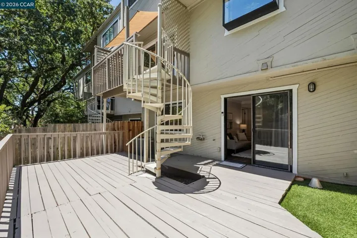 12 Heritage Oaks Rd, Pleasant Hill, California 94523