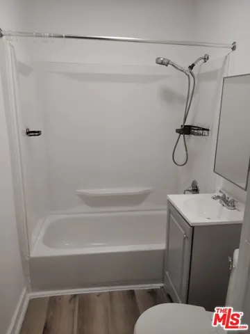 223 E 74th Street, Los Angeles, California 90003