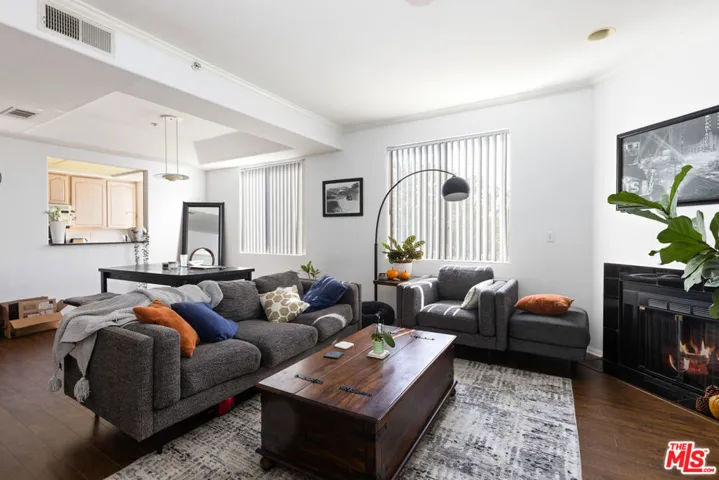 1951 Glendon Avenue, Los Angeles, California 90025