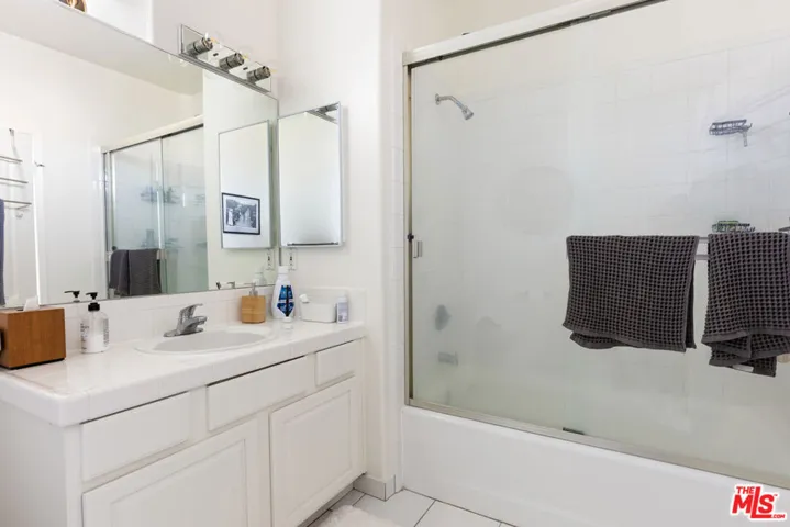 1951 Glendon Avenue, Los Angeles, California 90025