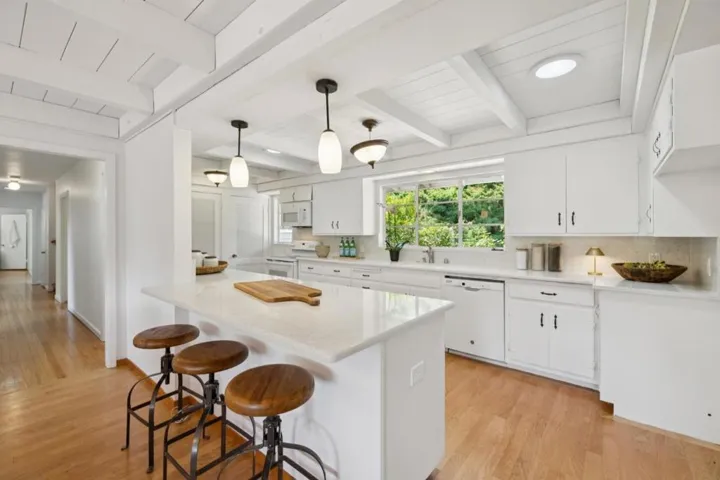 136 Jane Drive, Woodside, California 94062
