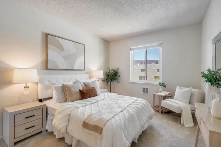 1427 Floribunda Avenue 305, Burlingame, California 94010
