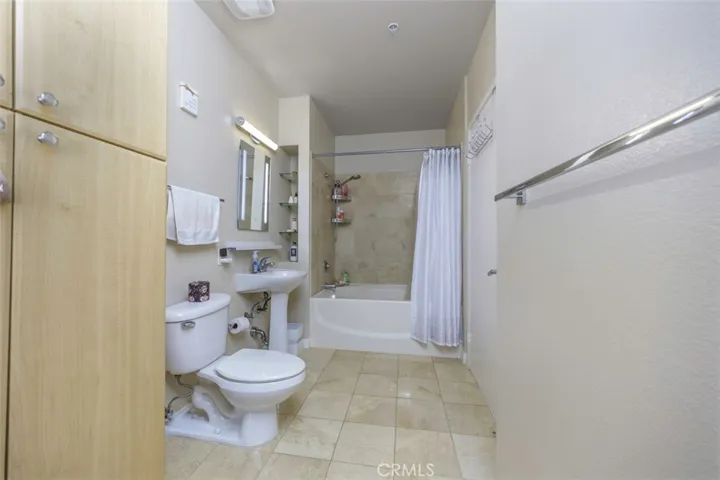 388 E Ocean Boulevard 107, Long Beach, California 90802