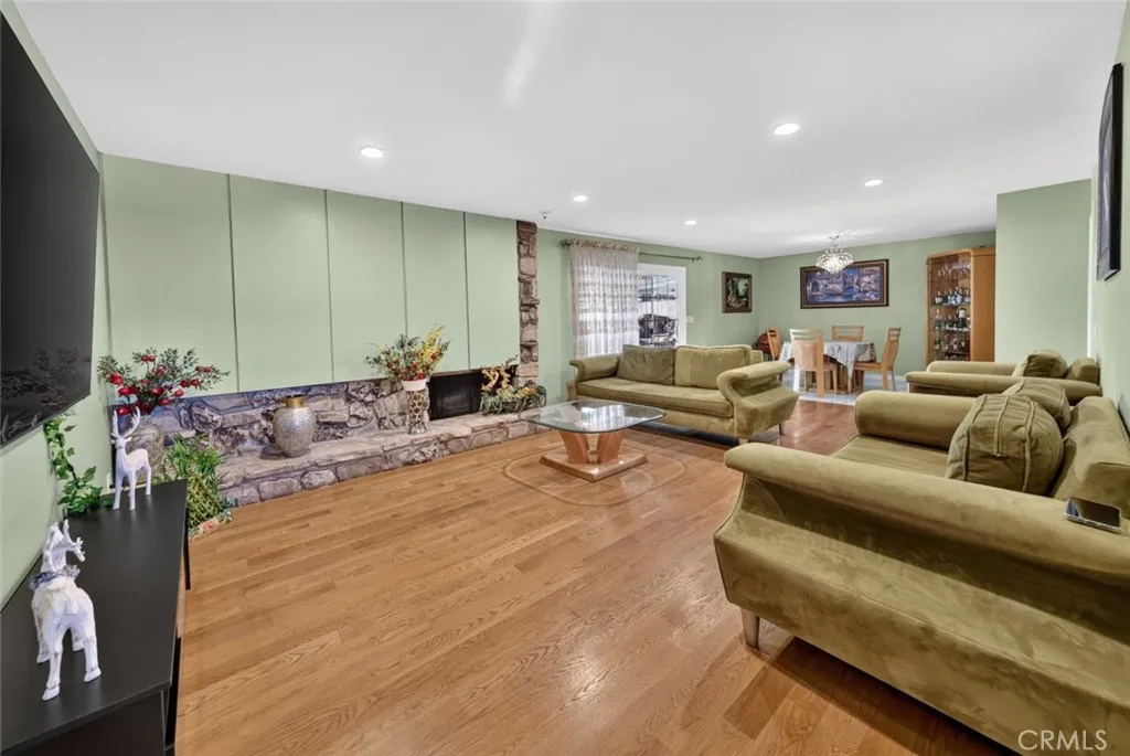 11701 Balboa Boulevard, Granada Hills, California 91344 — photo 5