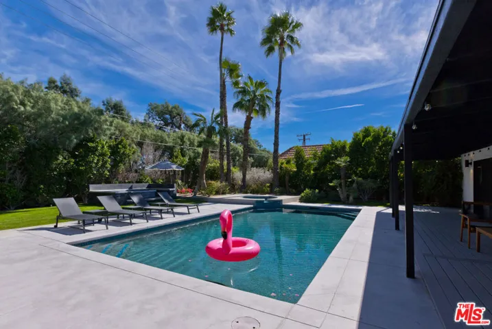 2660 N Farrell Drive, Palm Springs, California 92262