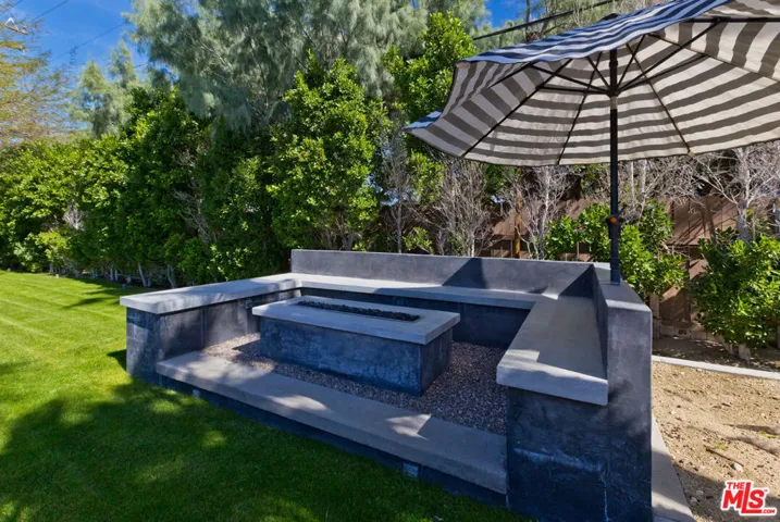 2660 N Farrell Drive, Palm Springs, California 92262