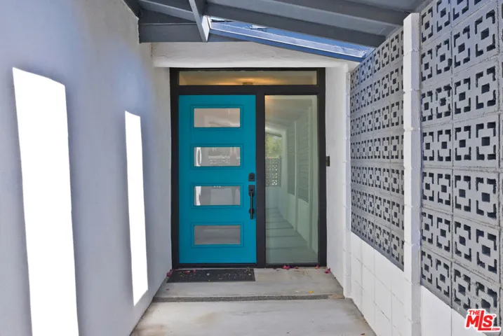 2660 N Farrell Drive, Palm Springs, California 92262