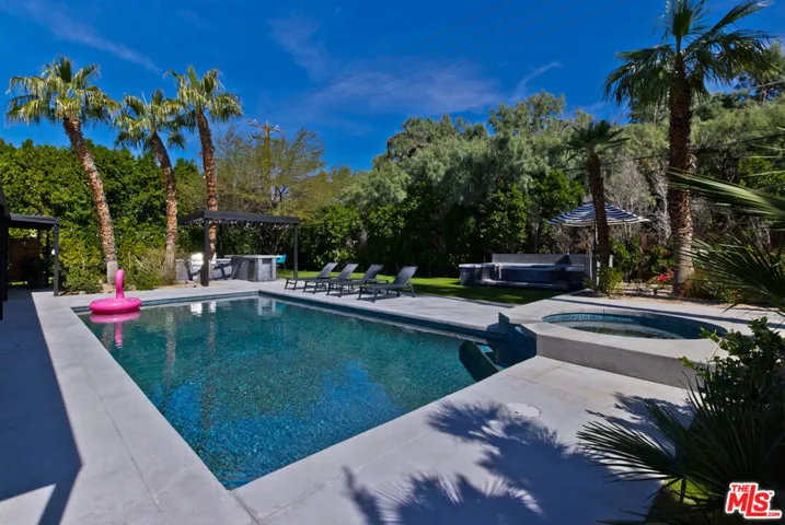 2660 N Farrell Drive, Palm Springs, California 92262