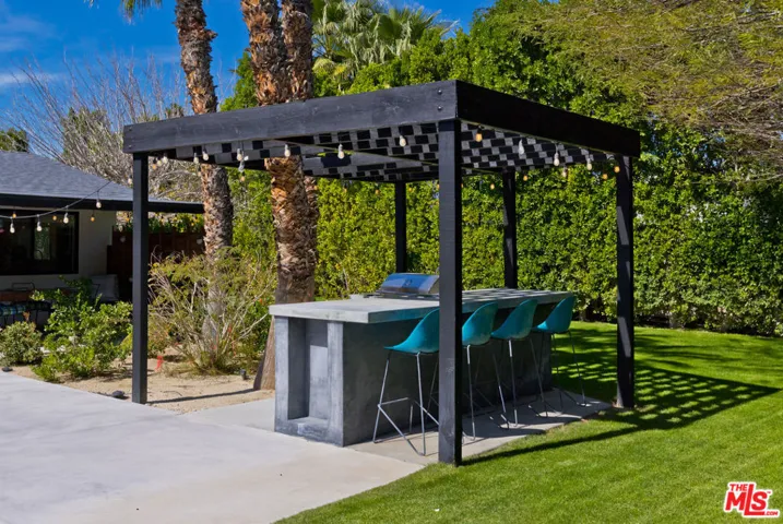 2660 N Farrell Drive, Palm Springs, California 92262