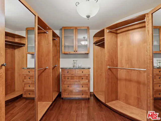 2026 Greenfield Avenue, Los Angeles, California 90025