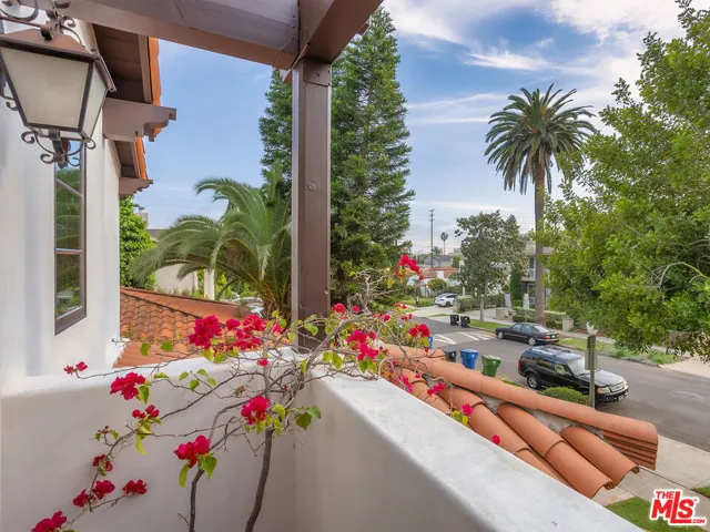 2026 Greenfield Avenue, Los Angeles, California 90025