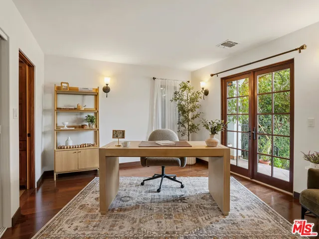 2026 Greenfield Avenue, Los Angeles, California 90025